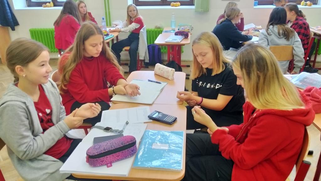 Projektová hodina - srdce v matematice, 30. 9. 2022