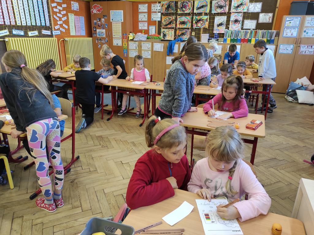 Děti dětem - Hrátky s hudbou ve 3.B - MŠ Poršova, 20. 10. 2022