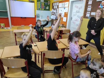 Děti dětem - Hrátky s hudbou ve 3.B - MŠ Poršova, 20. 10. 2022