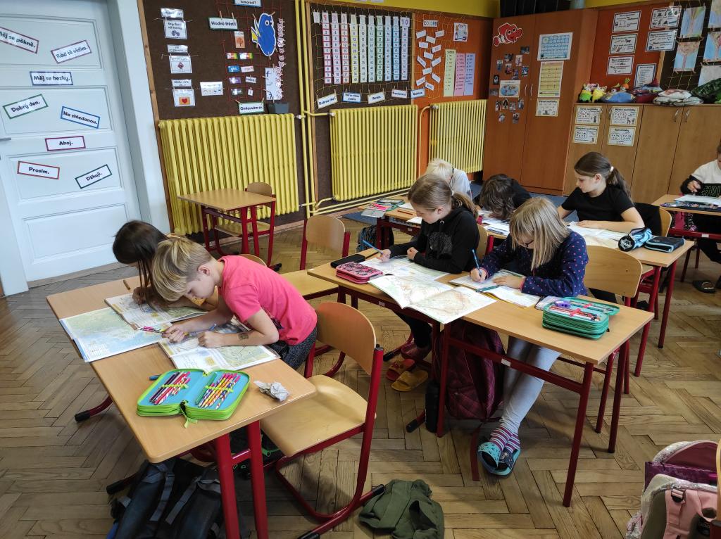 Náš svět - pracujeme s atlasy, 3. 10. 2022