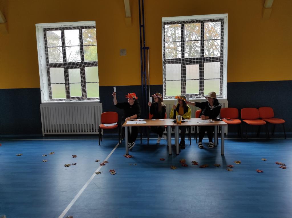 Velká módní přehlídka podzimních klobouků, 21. 10. 2022