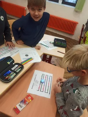 Elektrohrátky - Ozoboti na scénu, 22. 11. 2022