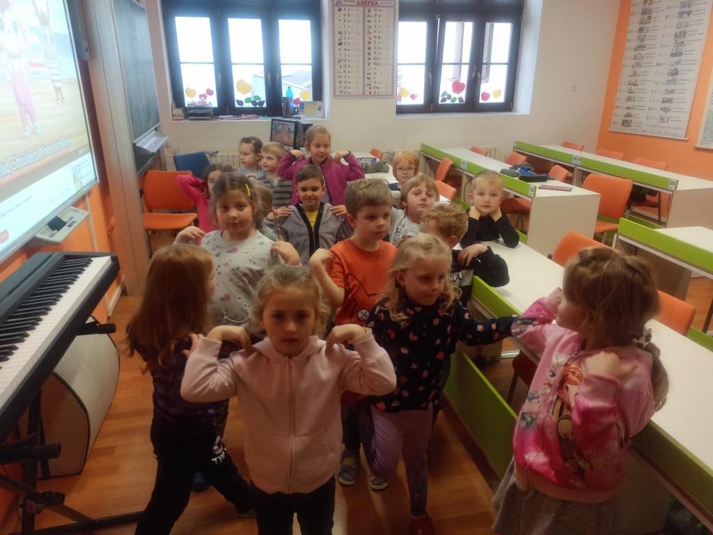Hrátky s angličtinou - Head, Shoulders, Knees & Toes, 7. 11. 2022