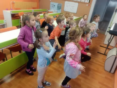 Hrátky s angličtinou - Head, Shoulders, Knees & Toes, 7. 11. 2022