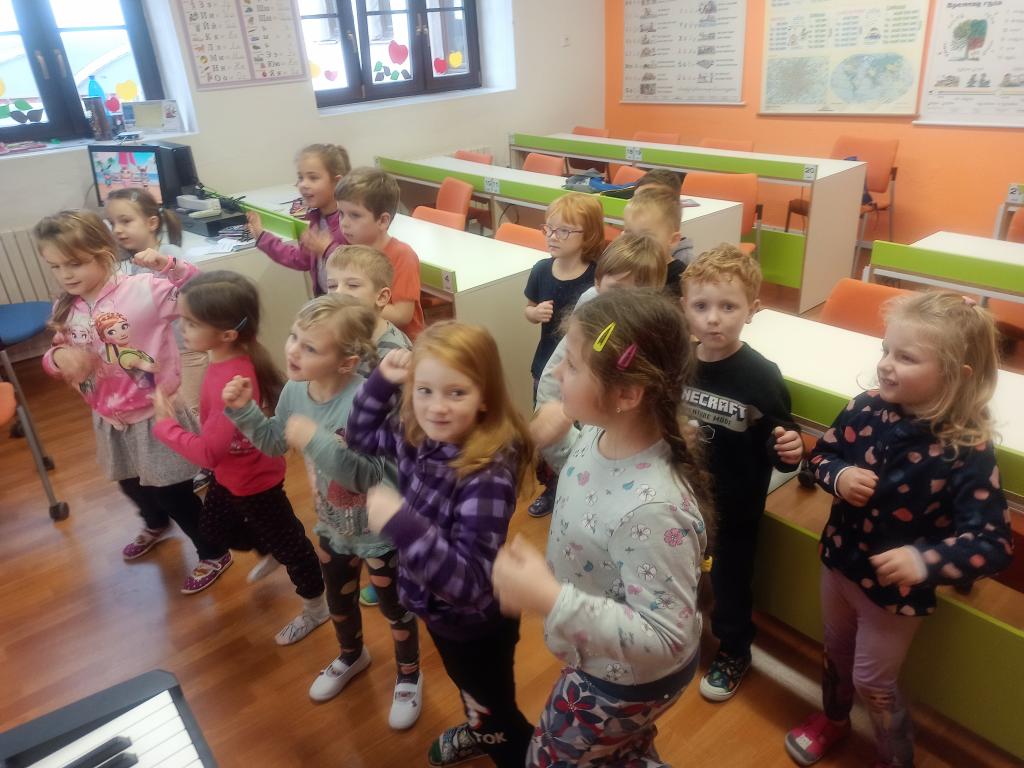 Hrátky s angličtinou - Head, Shoulders, Knees & Toes, 7. 11. 2022