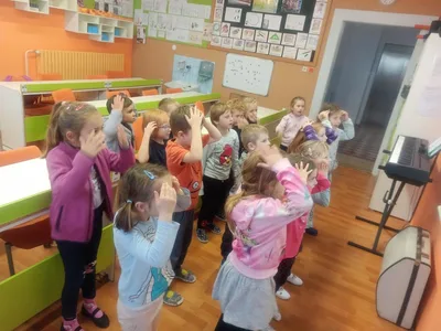 Hrátky s angličtinou - Head, Shoulders, Knees & Toes, 7. 11. 2022