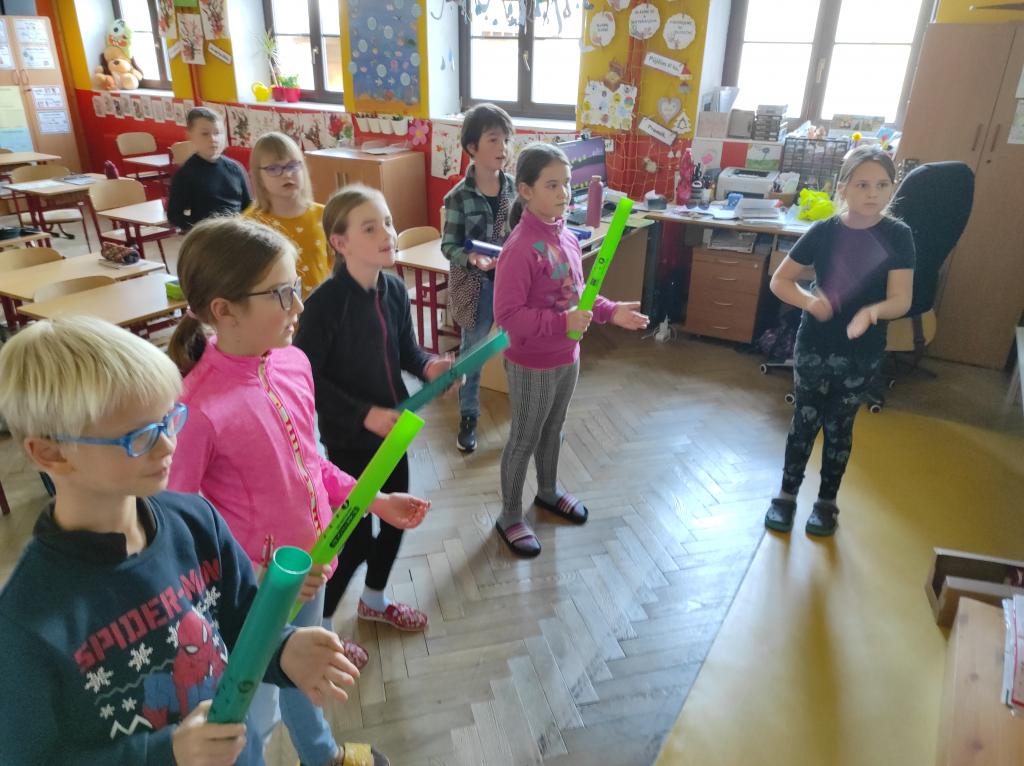 Hudební výchova s boomwhackers, 3. 11. 2022