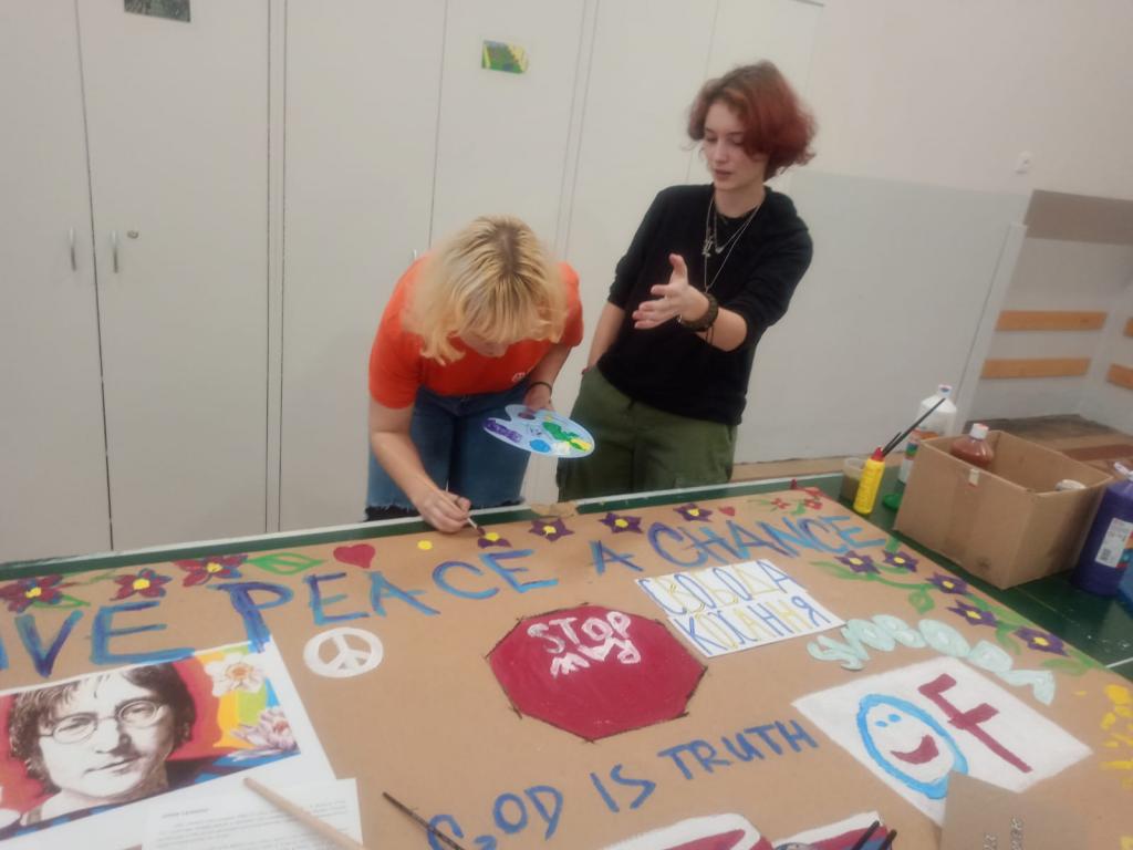Lennonova zeď - symbol svobody a míru, 18. 11. 2022