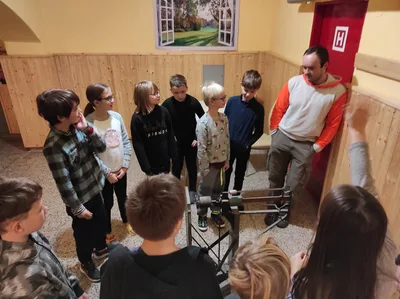 Prvouka - měření hmotnosti v praxi různými způsoby, 21. 11. 2022