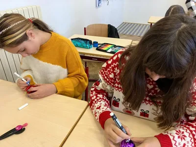 Malujeme vánoční ozdoby, 1. 12. 2022