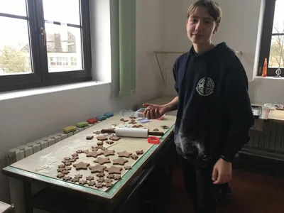 Pečeme vánoční cukroví s 9. třídou, 16. 12. 2022