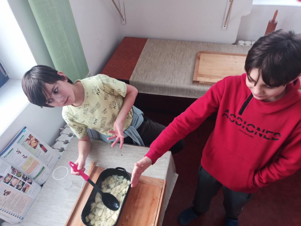 Pečení s angličtinou: Apple Crumble, 19. 12. 2022