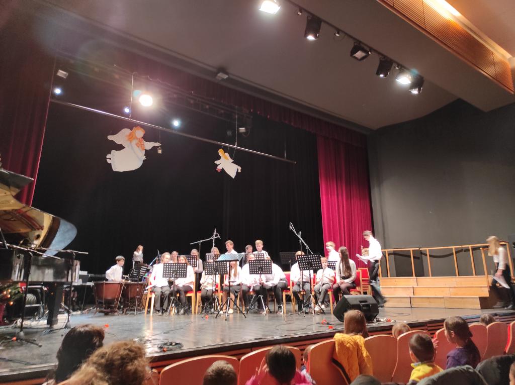Vánoční koncert ZUŠ, 6. 12. 2022