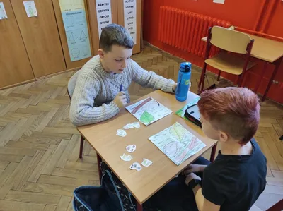 AJ - skupinová práce s pomůckami, 17. 1. 2023