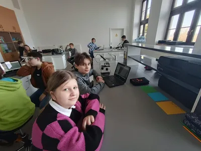 Moje první pozorování mikroskopem MŠ Osady Ležáků + 6. třída, 4. 1. 2023
