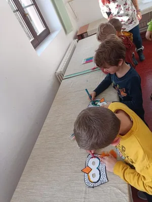 Moje první pozorování mikroskopem MŠ Osady Ležáků + 6. třída, 4. 1. 2023
