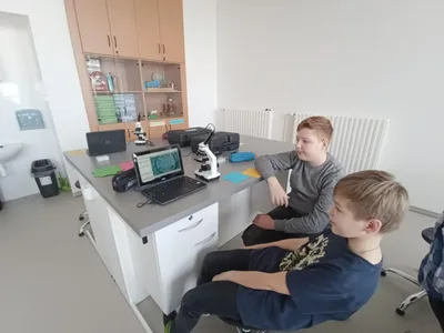 Moje první pozorování mikroskopem MŠ Osady Ležáků + 6. třída, 4. 1. 2023