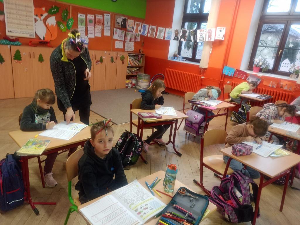 Den šílených účesů, 17. 2. 2023