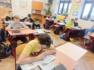 Den šílených účesů, 17. 2. 2023