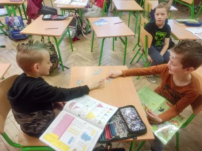 Den šílených účesů, 17. 2. 2023