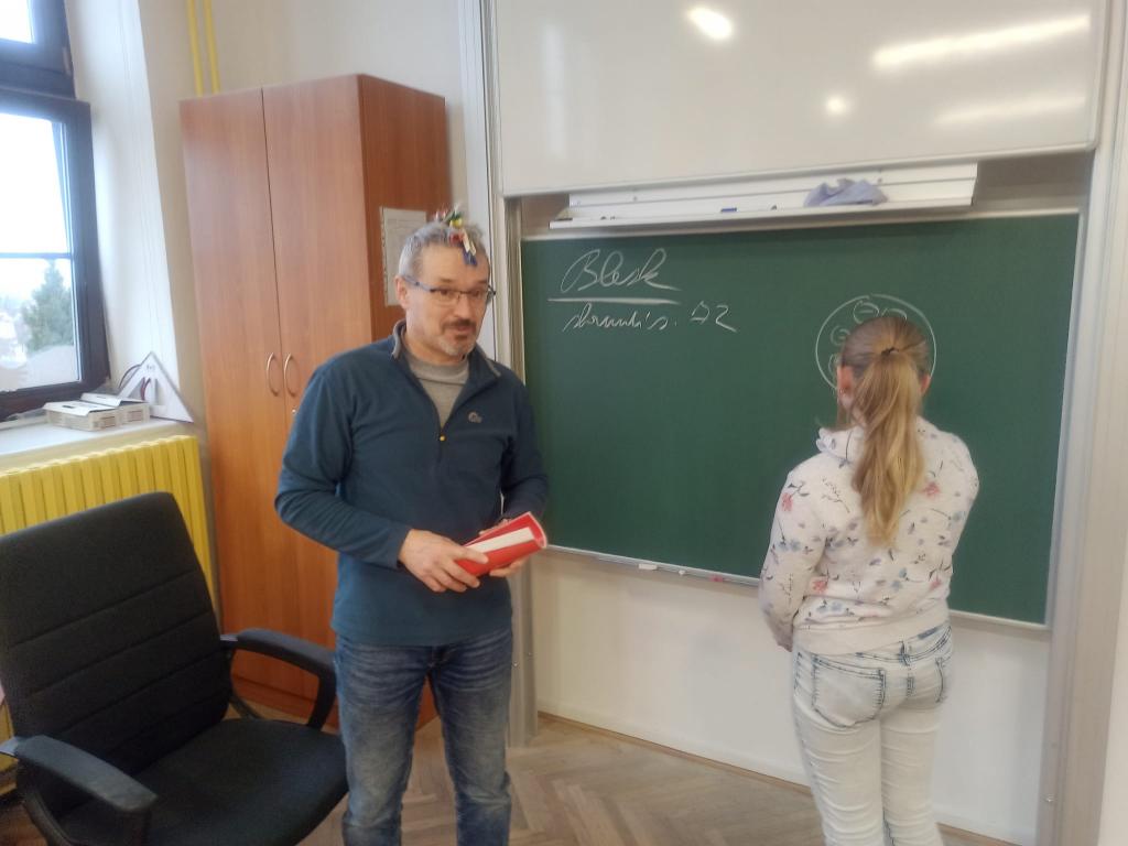 Den šílených účesů, 17. 2. 2023