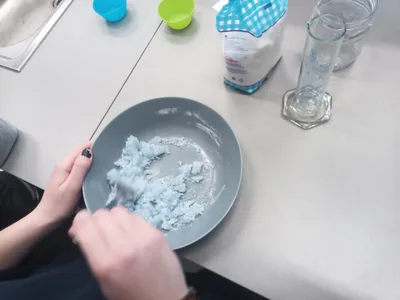Neviditelný vzkaz od Valentýna vs. voňavé koupelové bomby, 14. 2. 2023