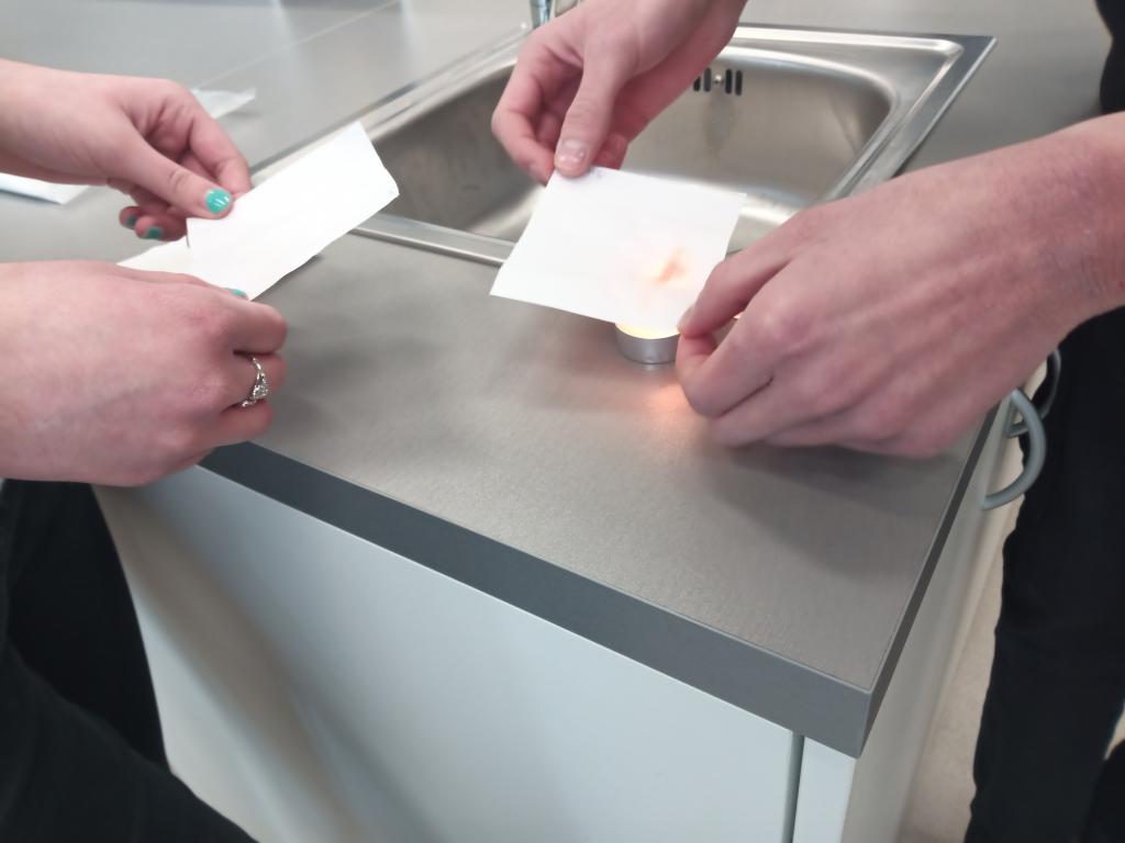 Neviditelný vzkaz od Valentýna vs. voňavé koupelové bomby, 14. 2. 2023