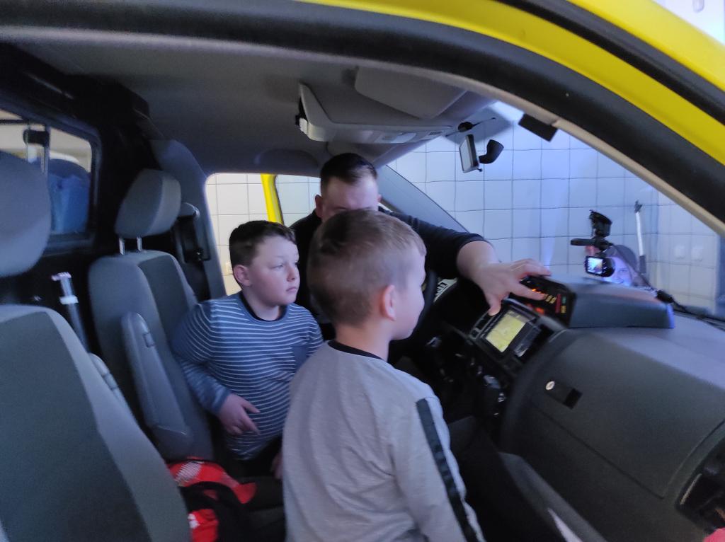 Exkurze na základnu Zdravotnické záchranné služby ve Skutči, 14. 3. 2023