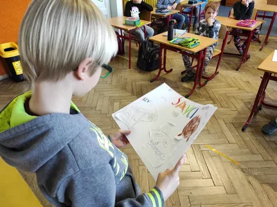 Savci - skupinová práce s knihami a tablety, 14. 4. 2023