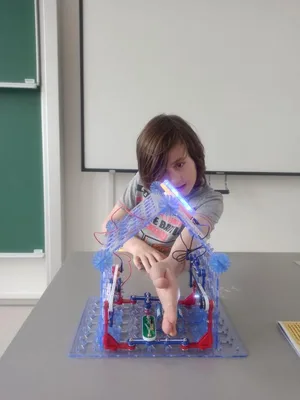 Prezentace vyrobených modelů - elektrohrátky nejsou jenom o hrátkách, ale i terminologii, 16. 5. 2023
