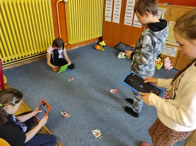 Tablety a 4D karty ve 3.B, 16. 5. 2023