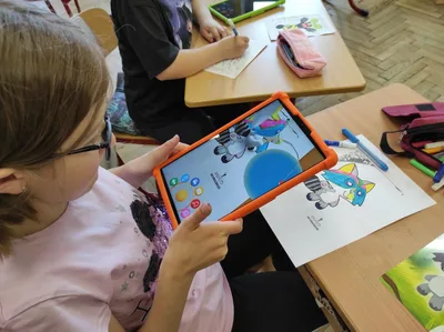 Tablety a 4D karty ve 3.B, 16. 5. 2023