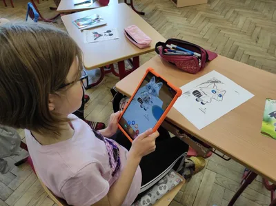 Tablety a 4D karty ve 3.B, 16. 5. 2023