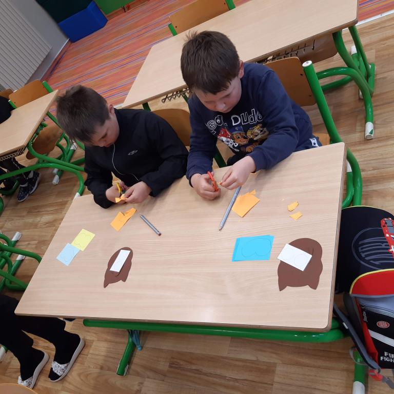 Vyrábíme školního maskota - přípravná třída, 18. 5. 2023