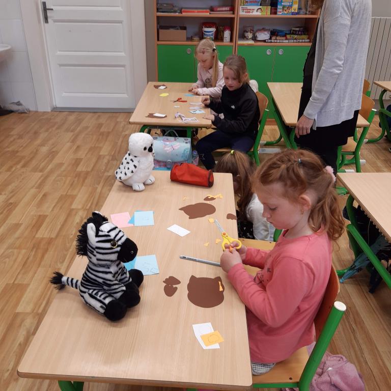 Vyrábíme školního maskota - přípravná třída, 18. 5. 2023