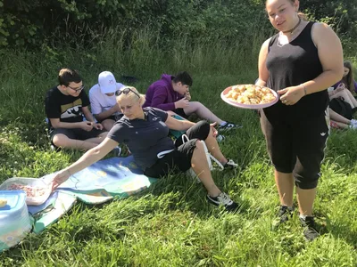 Pečení a piknik v trávě, 29. 6. 2023
