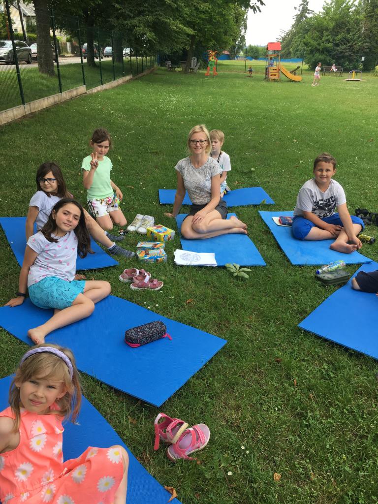 Poslední hodina jógy - relax s hudbou, mandala a zmrzlina, 22. 6. 2023