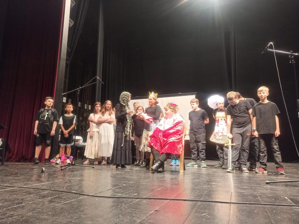 Školní akademie - Letem světem, 15. 6. 2023