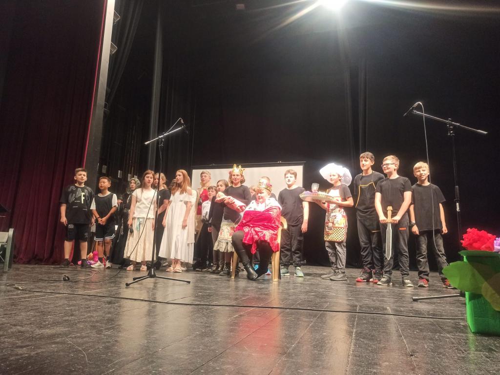 Školní akademie - Letem světem, 15. 6. 2023