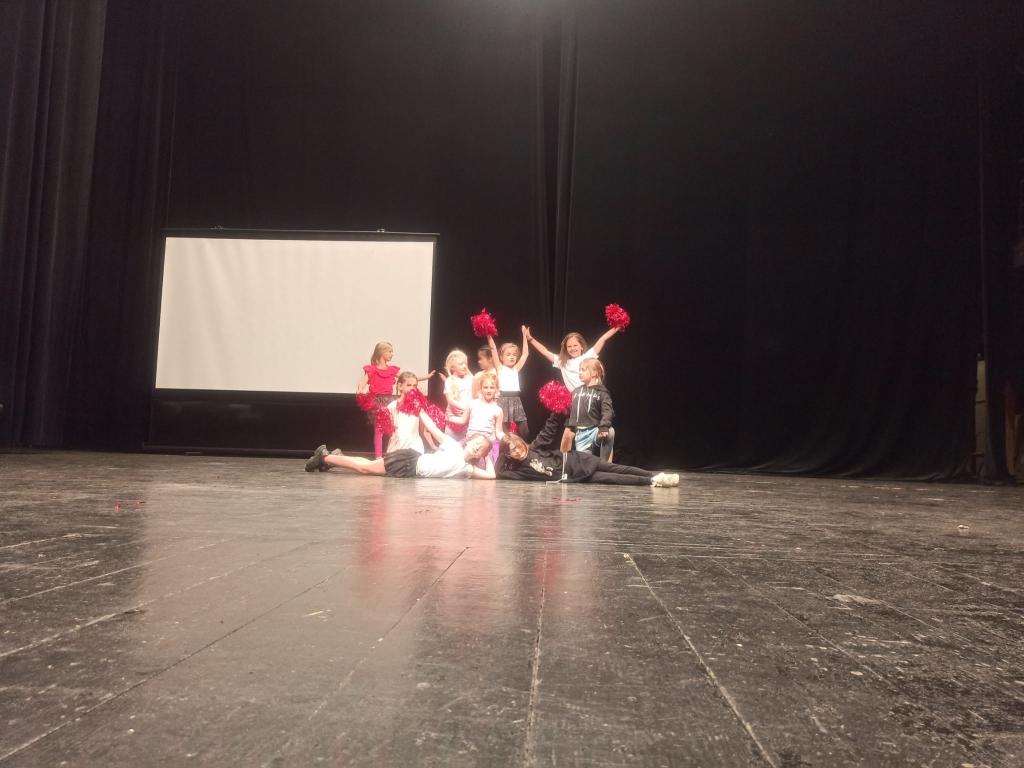Školní akademie - Letem světem, 15. 6. 2023