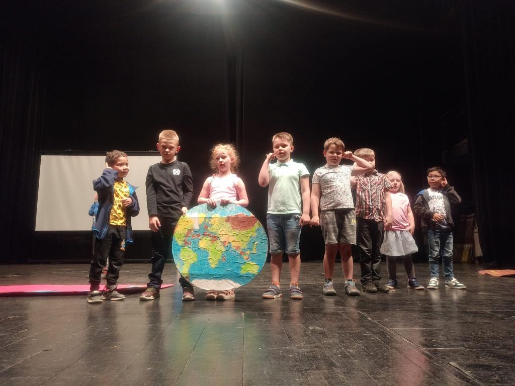 Školní akademie - Letem světem, 15. 6. 2023