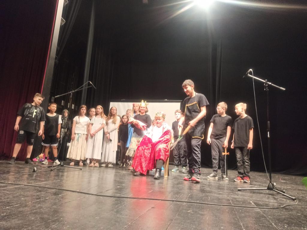 Školní akademie - Letem světem, 15. 6. 2023
