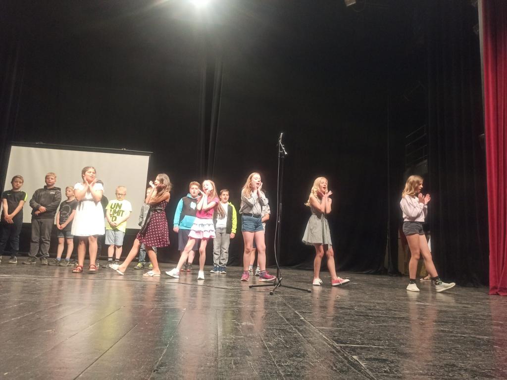 Školní akademie - Letem světem, 15. 6. 2023