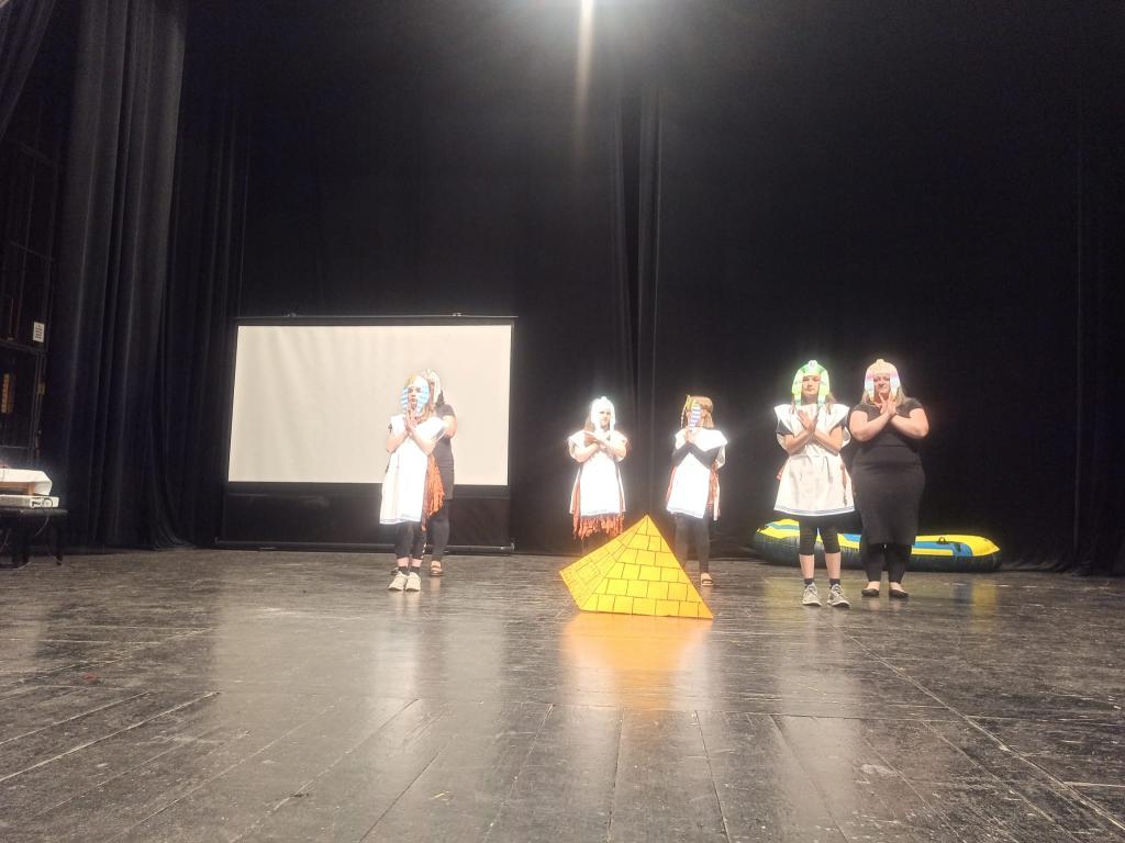 Školní akademie - Letem světem, 15. 6. 2023