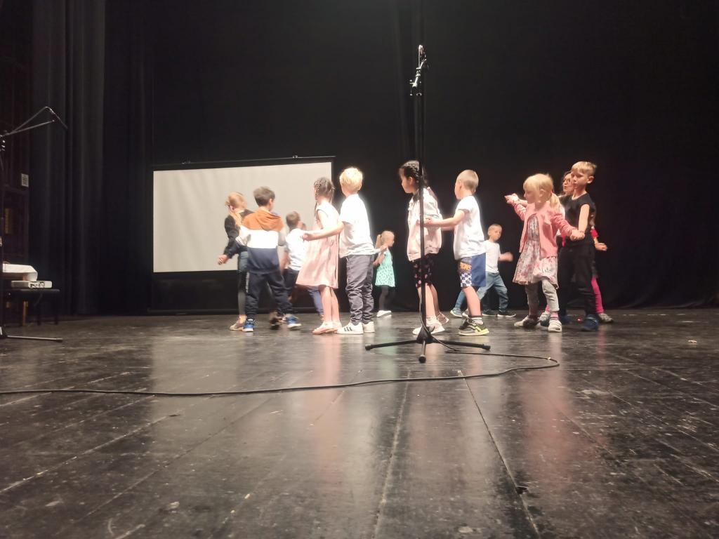 Školní akademie - Letem světem, 15. 6. 2023