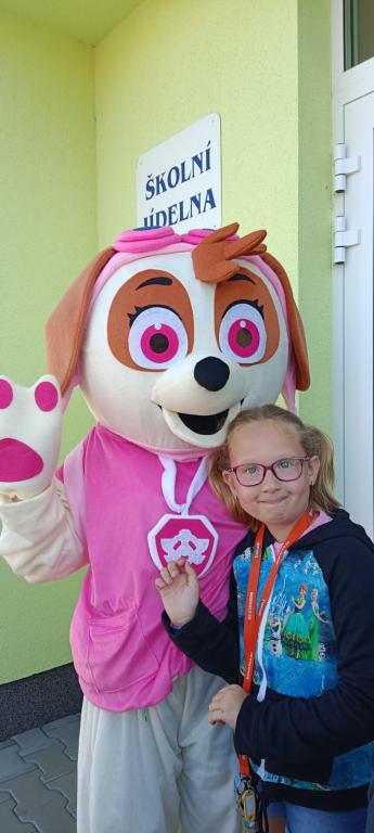 Překvapení u školní jídelny, 5. 9. 2023