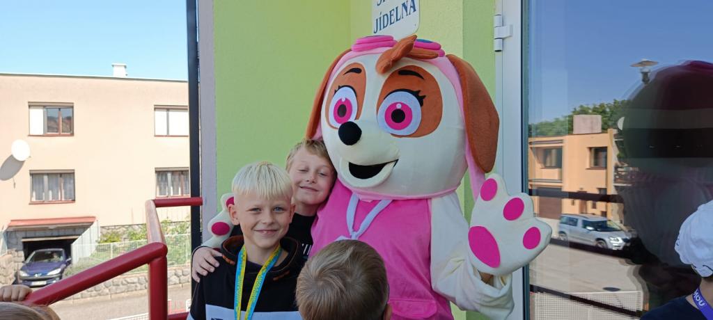 Překvapení u školní jídelny, 5. 9. 2023