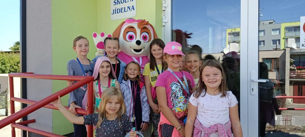 Překvapení u školní jídelny, 5. 9. 2023