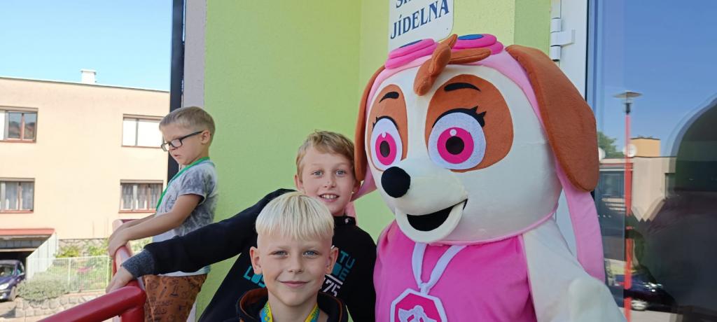 Překvapení u školní jídelny, 5. 9. 2023