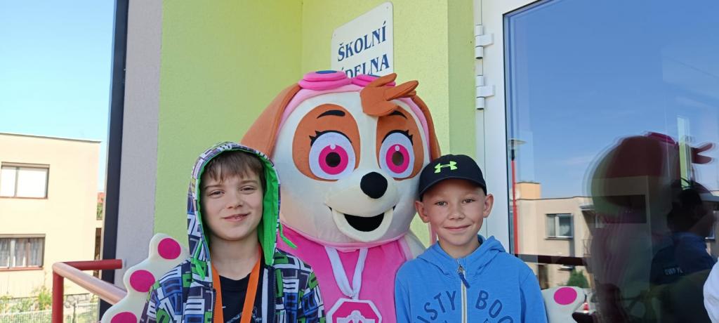 Překvapení u školní jídelny, 5. 9. 2023